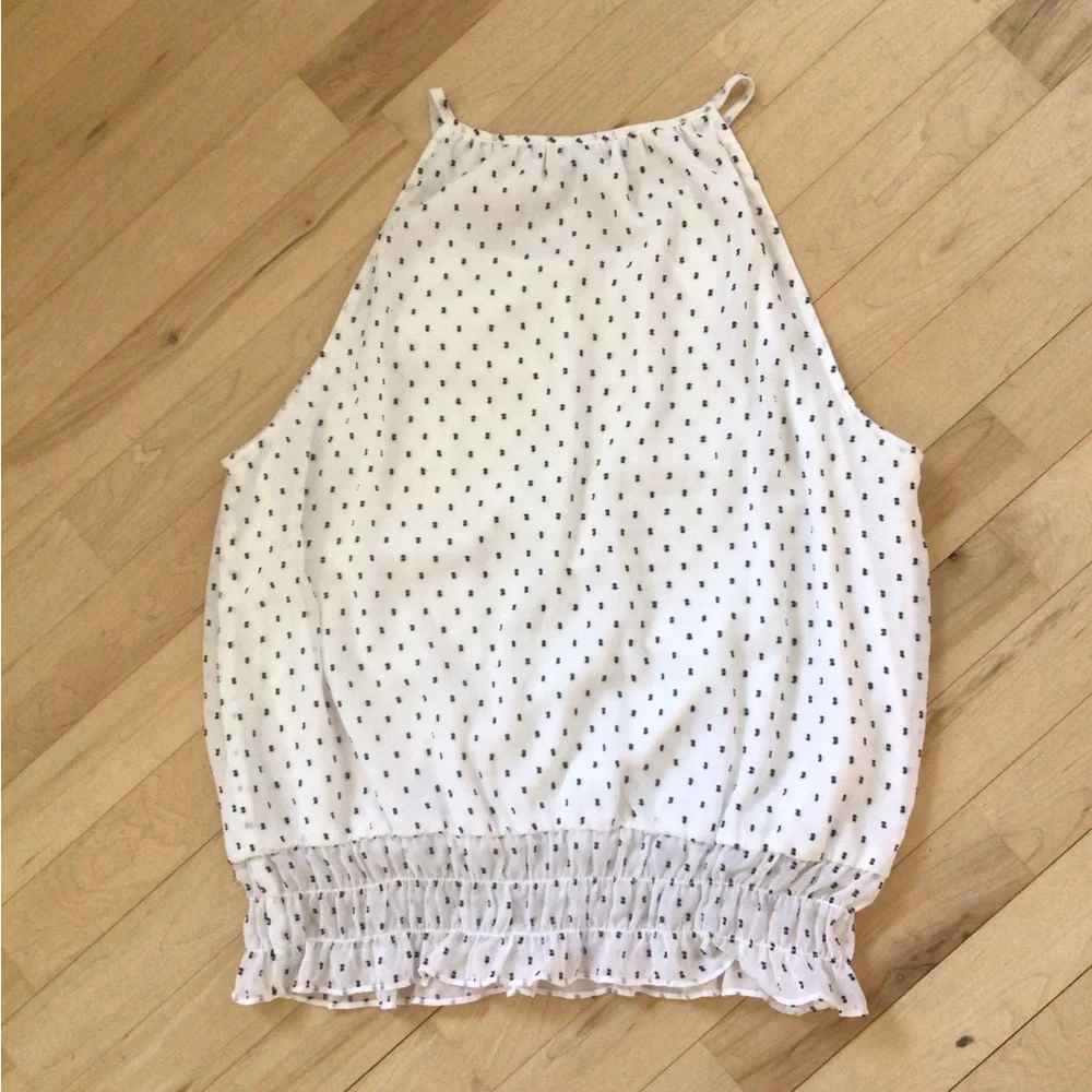 2/$10 White with black specks Sleeveless Top - Picture 3 of 4